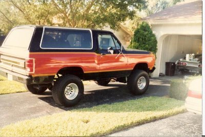 81_Macho_Trailduster_Red_Insert.JPG