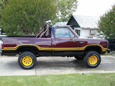 1978 Dodge Power Wagon Macho_2.jpg