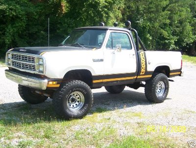 79 dodge macho wagon white.jpg